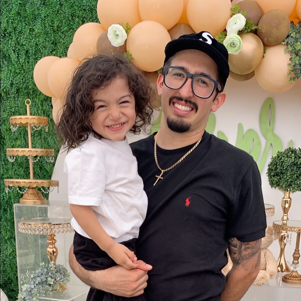 Meet your Posher, Hector